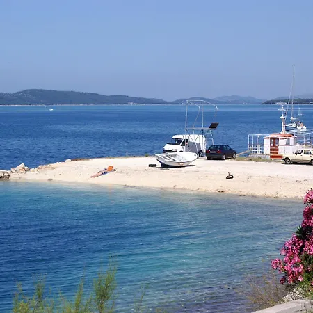 919a Brodarica (Sibenik-Knin)